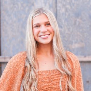 Meet your Posher, Maci